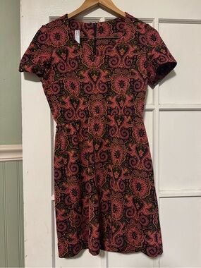 Pink Paisley Short Sleeve Fit-and-Flare Dress *Vintage Sewn*